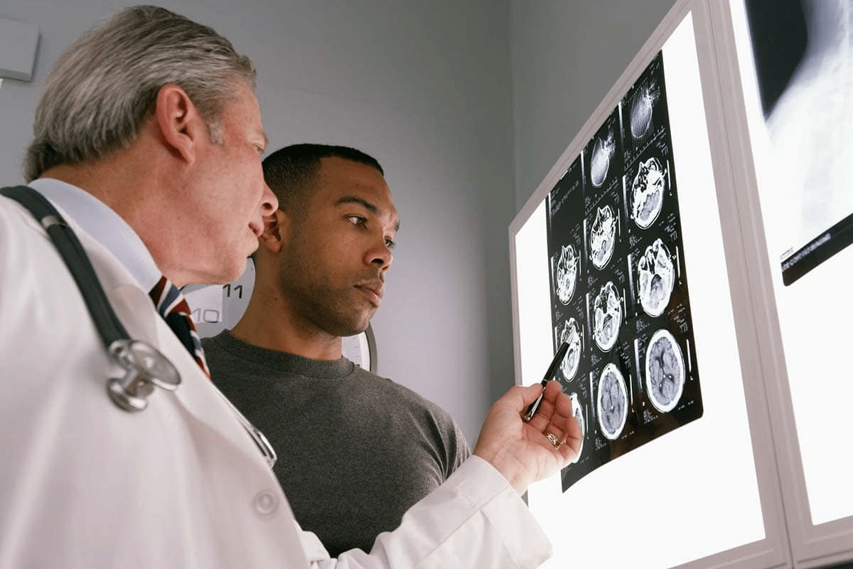 Cerebral Amyloid Risks: Best MRI Guide