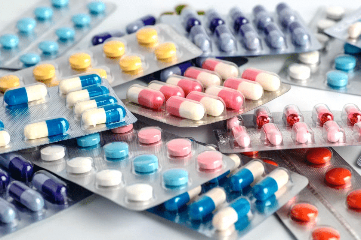 Best Multiple Vitamin for Women Over 50: Guide