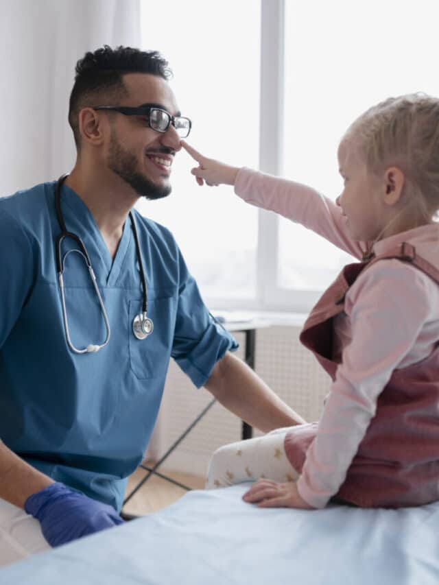 cropped-doctor-doing-their-work-pediatrics-office-2-scaled-2